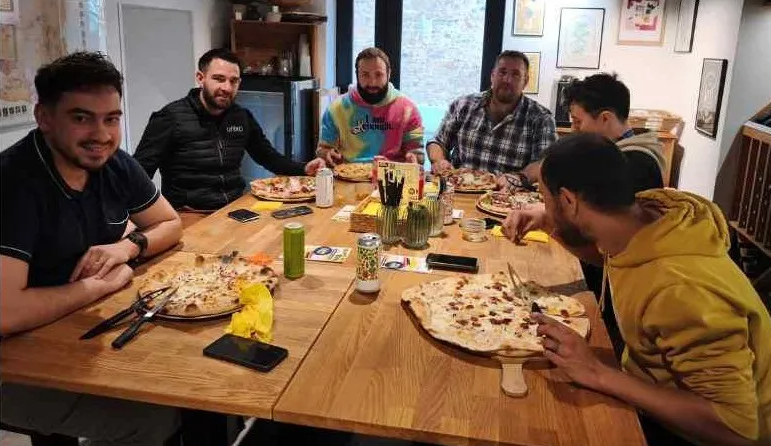 pizza au feu de bois saint erblon